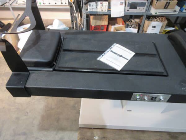 Christ Schwing Extensor Massageliege neigbar – Bild 4