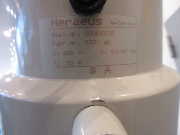 Heraeus Hanaulux Untersuchungslampe auf Fahrstativ 50 Watt – Bild 2