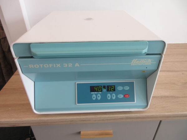 Hettich Rotofix 32A Bj. 2007 Tischzentrifuge Centrifuge