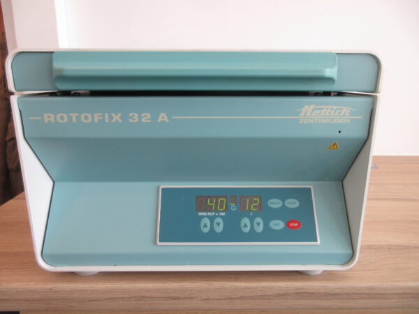 Hettich Rotofix 32A Bj. 2007 Tischzentrifuge Centrifuge – Bild 2