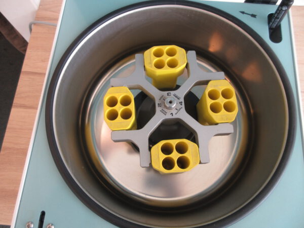 Hettich Rotofix 32A Bj. 2007 Tischzentrifuge Centrifuge – Bild 4
