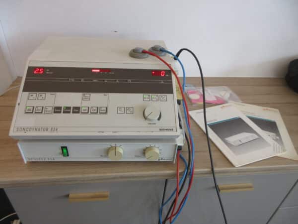 Siemens Sonodynator 834 & Neoserv 824 Reizstrom