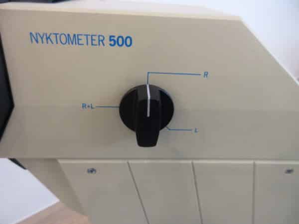 Rodenstock Nyktometer 500 Dämmerungssehen Prüfgerät – Bild 2