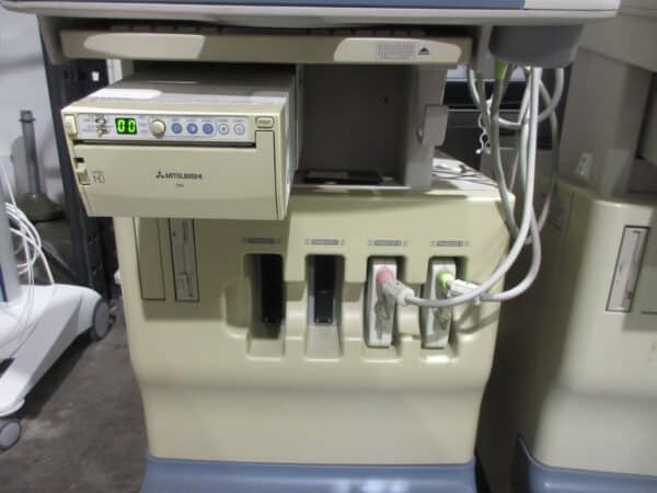 Toshiba Nemio SSA 550 Ultraschallgerät mit 2 Sonden mehrfach – Bild 4