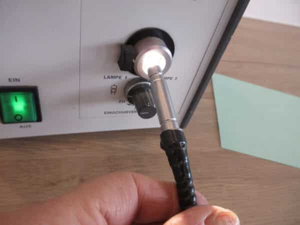 Carl Zeiss OPMI 9-FC HNO Mikroskop mit Lichtquelle – Bild 9