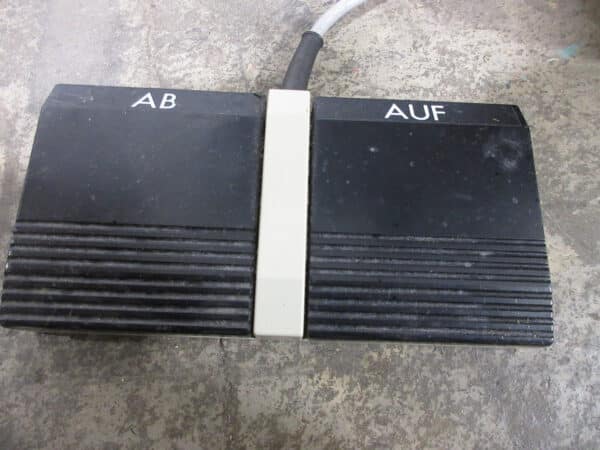 HNO Stuhl Otopront grau elektrisch verstellbar – Bild 9