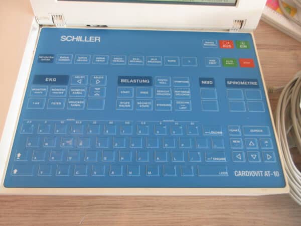 Schiller Cardiovit AT-10 12 Kanal-EKG mit Spirometer SP-150 – Bild 3