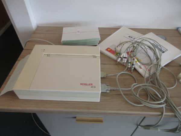 Schiller Cardiovit AT-10 12 Kanal-EKG mit Spirometer SP-150 – Bild 9