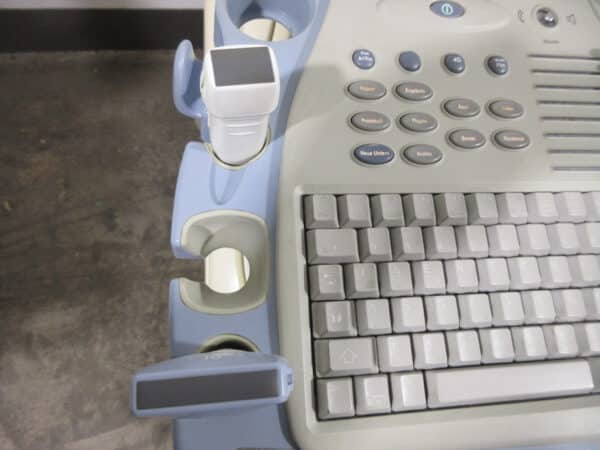 GE Vingmed Vivid 7 Dimension 2 Sonden & Printer – Bild 3