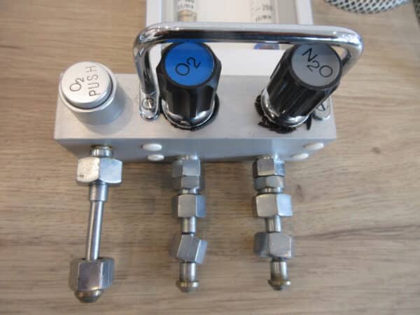 AGA Gas Durchflussmess Modul Flowmeter Twin O2 & N2O für Narkosegerät – Bild 2