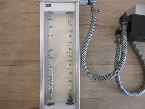 AGA Gas Durchflussmess Modul Flowmeter Twin O2 & N2O für Narkosegerät – Bild 3