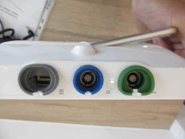 Ambu aView 2 Advance 405011000 mit Halterung und Netzteil – Bild 7