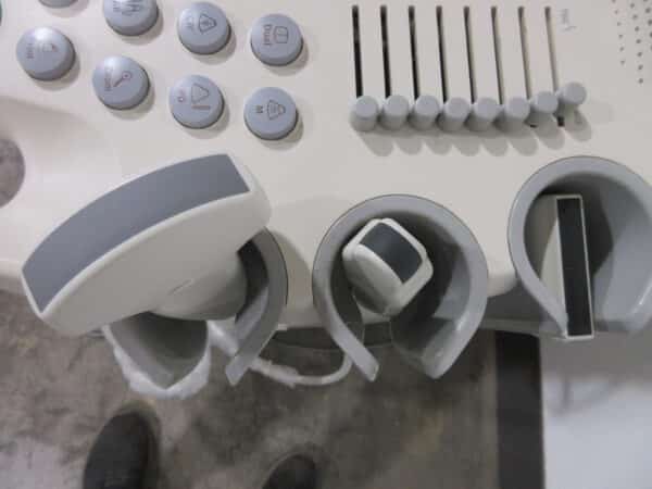 SonoAce X6 Ultraschallgerät mit 3 Sonden und Drucker – Bild 4