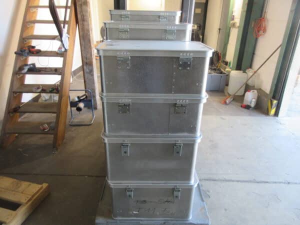 12x Alubehälter Alu Box Transportbox Labor – Bild 2